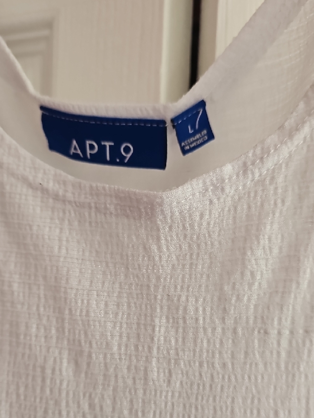Apt. 9 White Textured Swim Coverup with Ring Shoulder Details - Picture 2 of 6